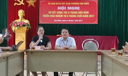 Chu tich Ha Noi yeu cau lam ro vu dan to bi hanh khi xin giay chung tu hinh anh