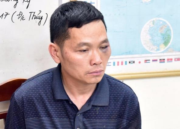 Canh sat no sung ban thung lop oto hieu Fortuner cho 100 banh heroin hinh anh