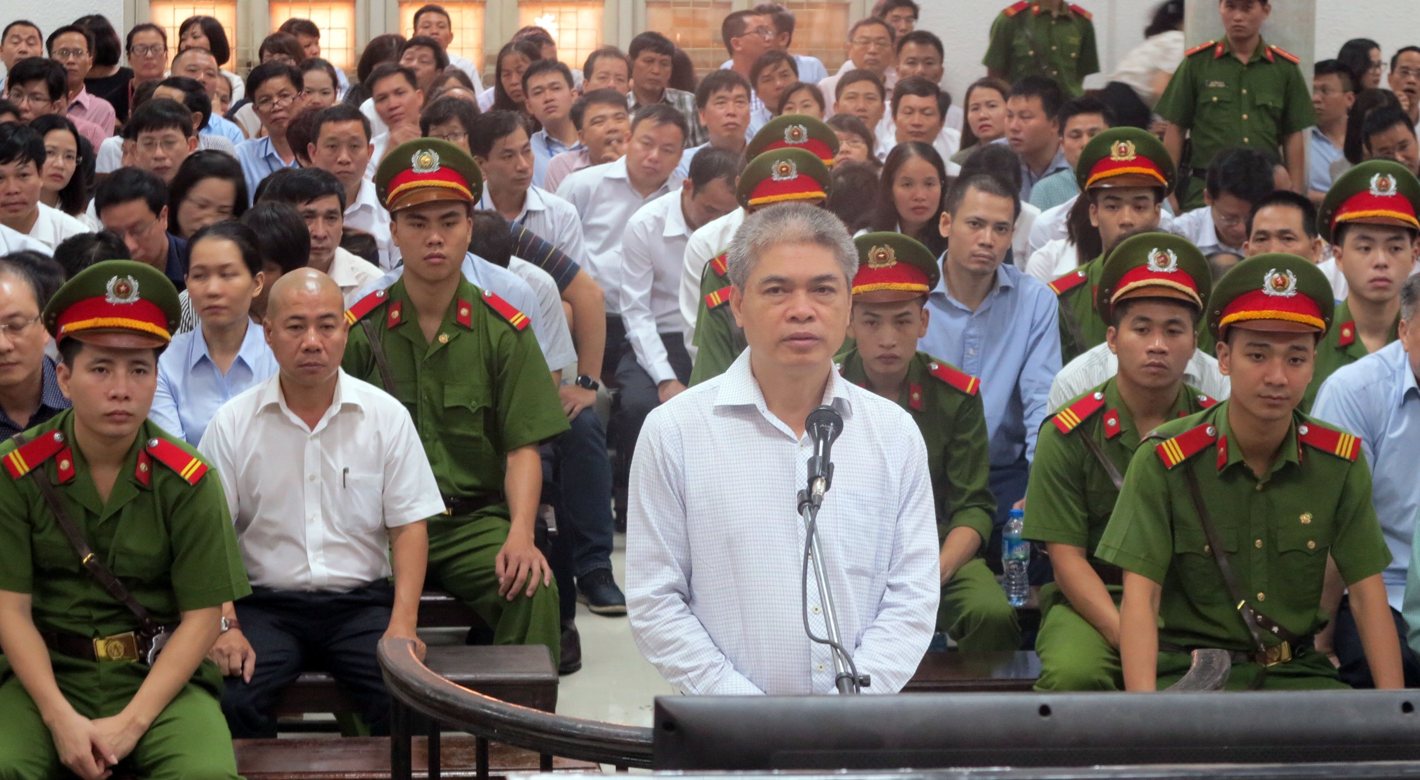 Xet xu Ha Van Tham anh 11