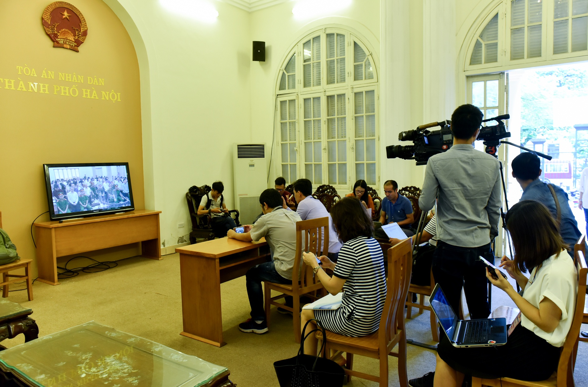 Xet xu Ha Van Tham anh 10