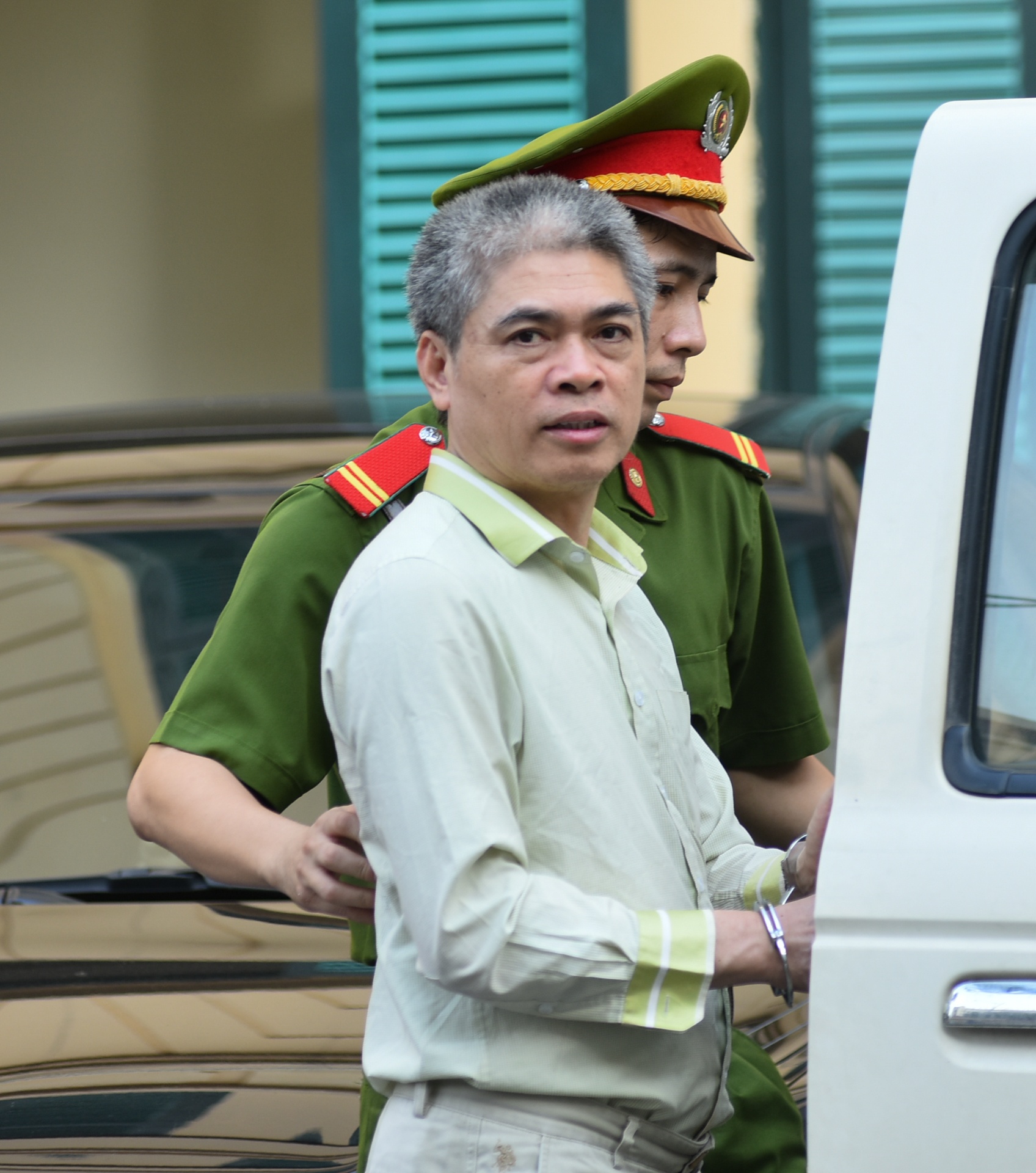 Xet xu Ha Van Tham anh 1