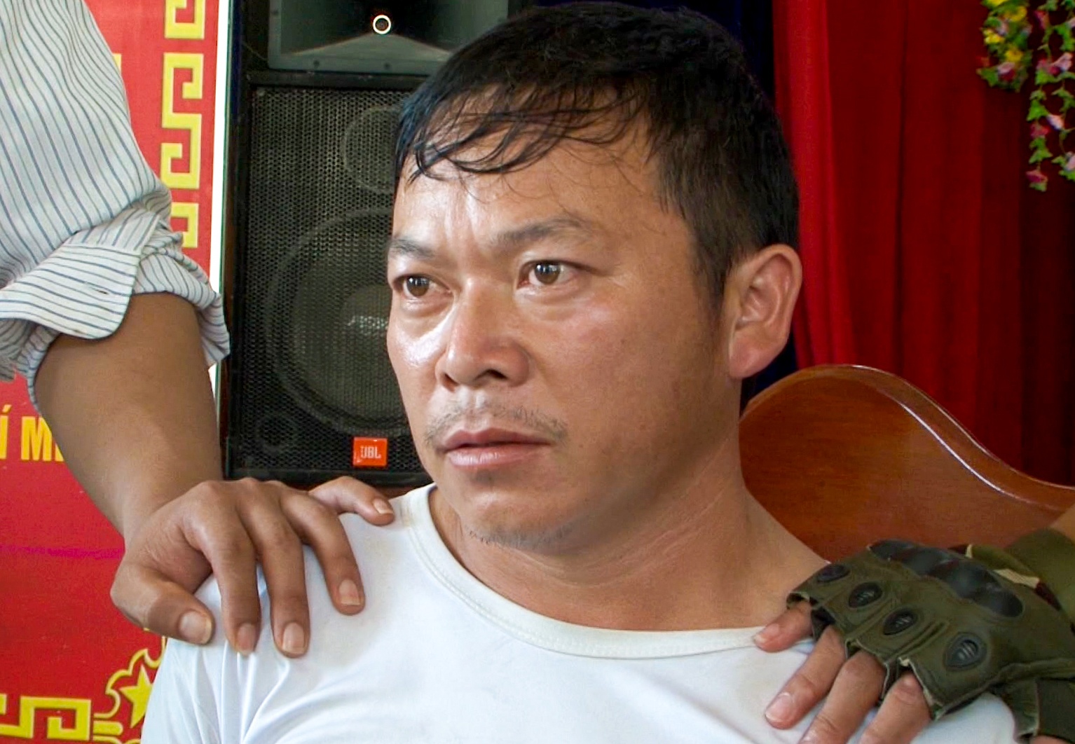 Phong xe may cho bao tai giau 10 banh heroin hinh anh