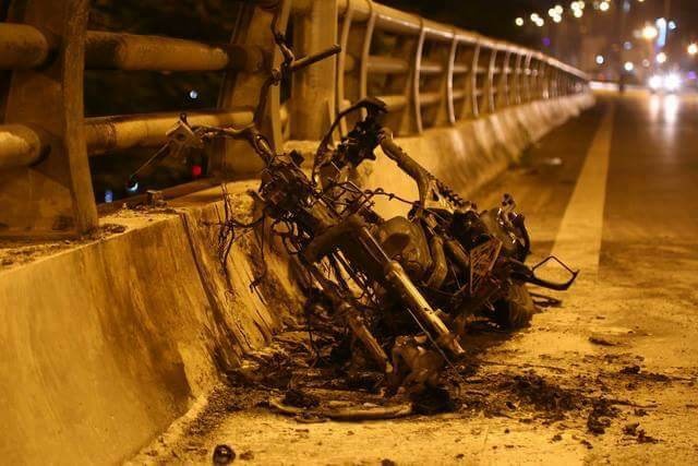 Xe tay ga boc chay anh 1