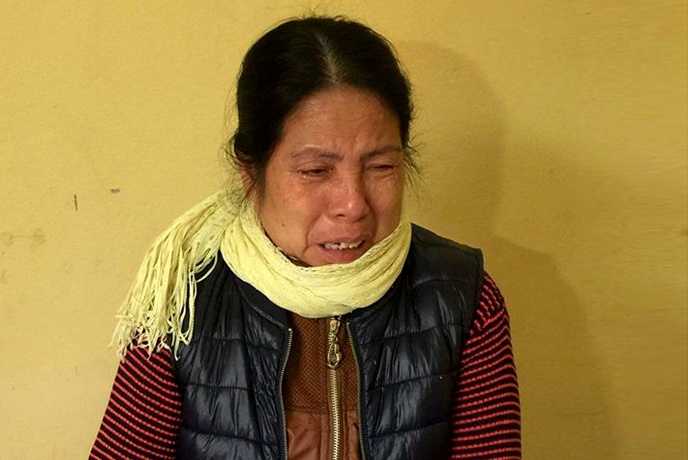 Nu giup viec bao hanh be gai do khong lam duoc viec nha hinh anh