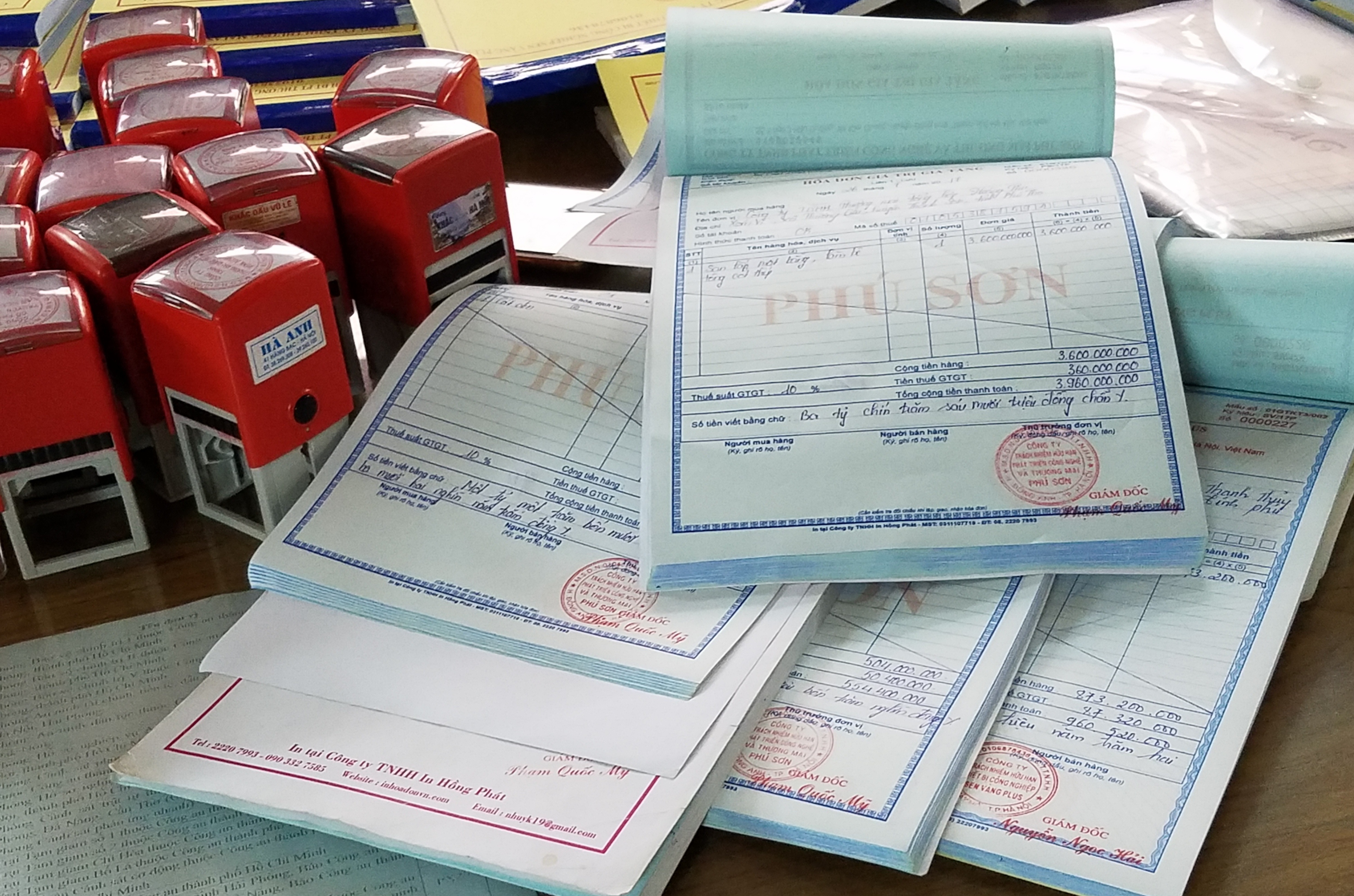 'Nu quai' dung 17 cong ty ma de xuat 3.500 hoa don GTGT hinh anh