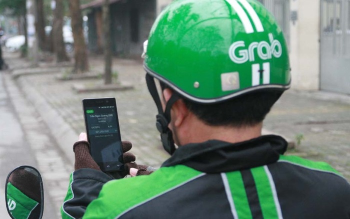 Bat 'nong' ten cuop 9X khong che tai xe GrabBike hinh anh