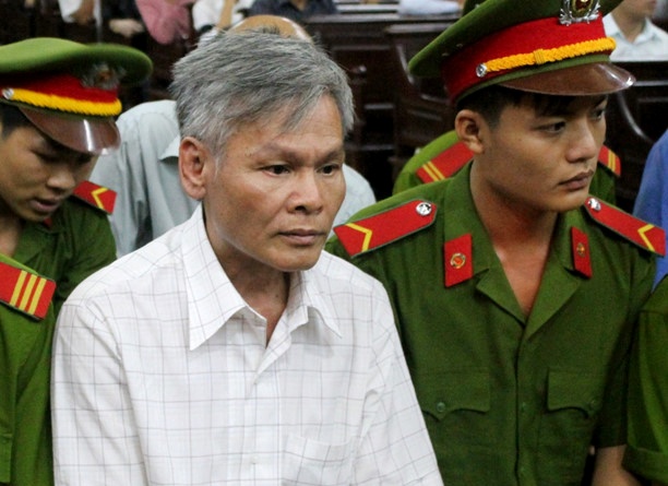 Khoi to 2 vu an tai Bao hiem xa hoi VN va Cong ty TNHH mua ban no VN hinh anh