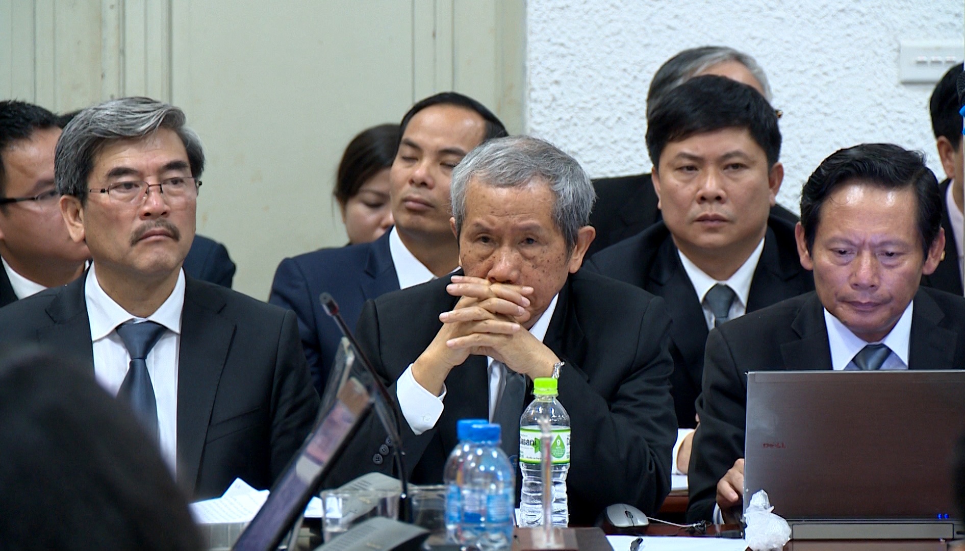 Xét xử Đinh La Thăng ảnh 2 Xet xu Dinh La Thang anh 2