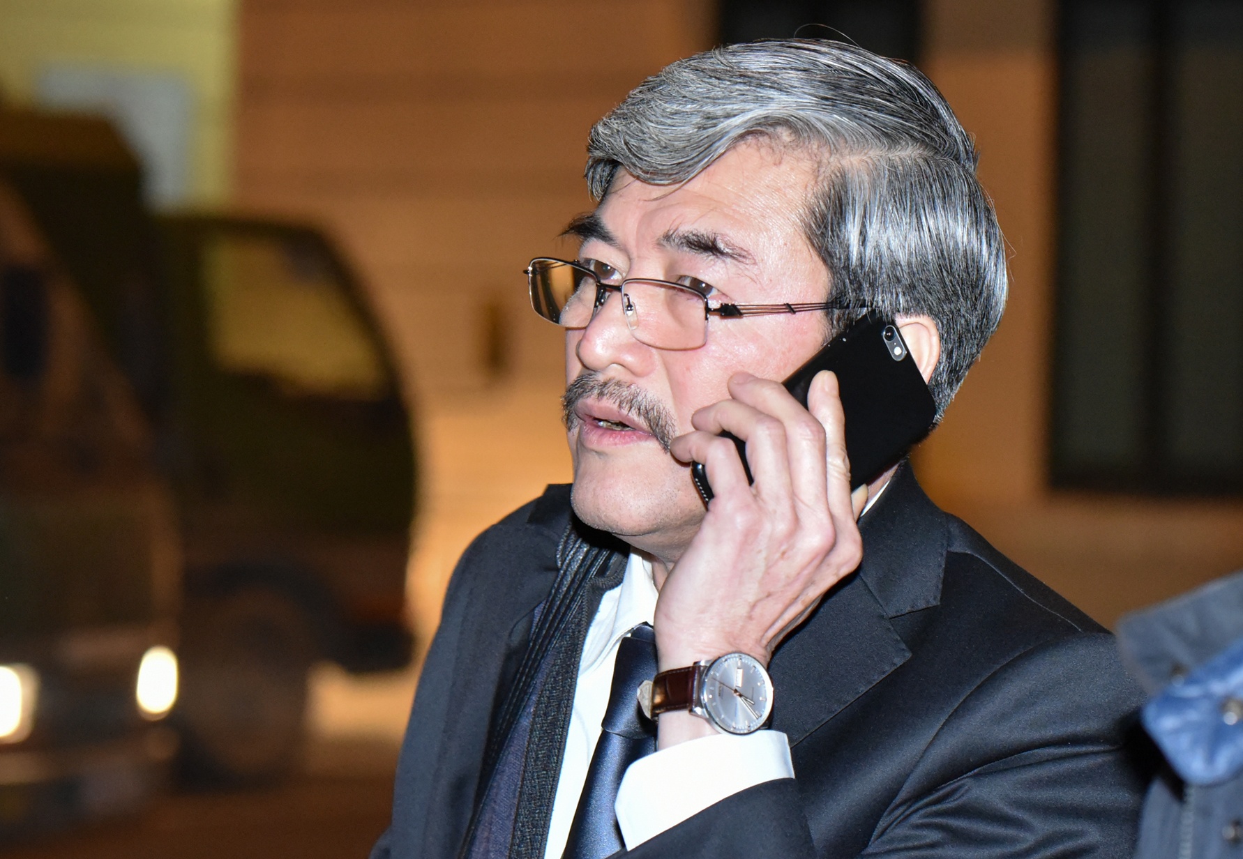 Ong Thang khong thoa man dau hieu cau thanh toi co y lam trai anh 2