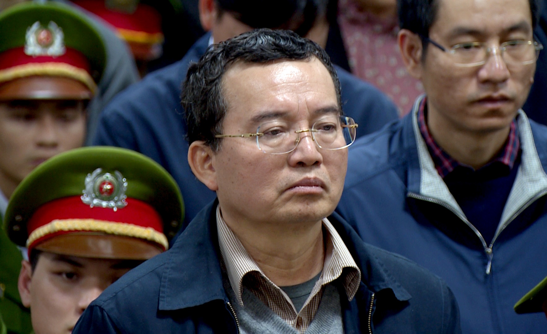 Xet xu Dinh La Thang anh 3