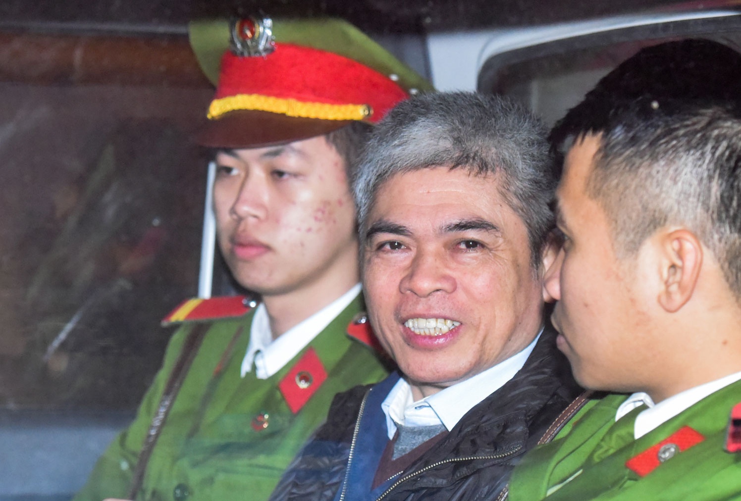 xet xu Dinh La Thang anh 3