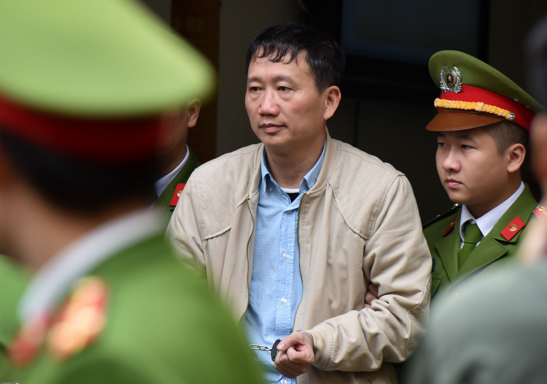 Dinh La Thang noi loi sau cung anh 4