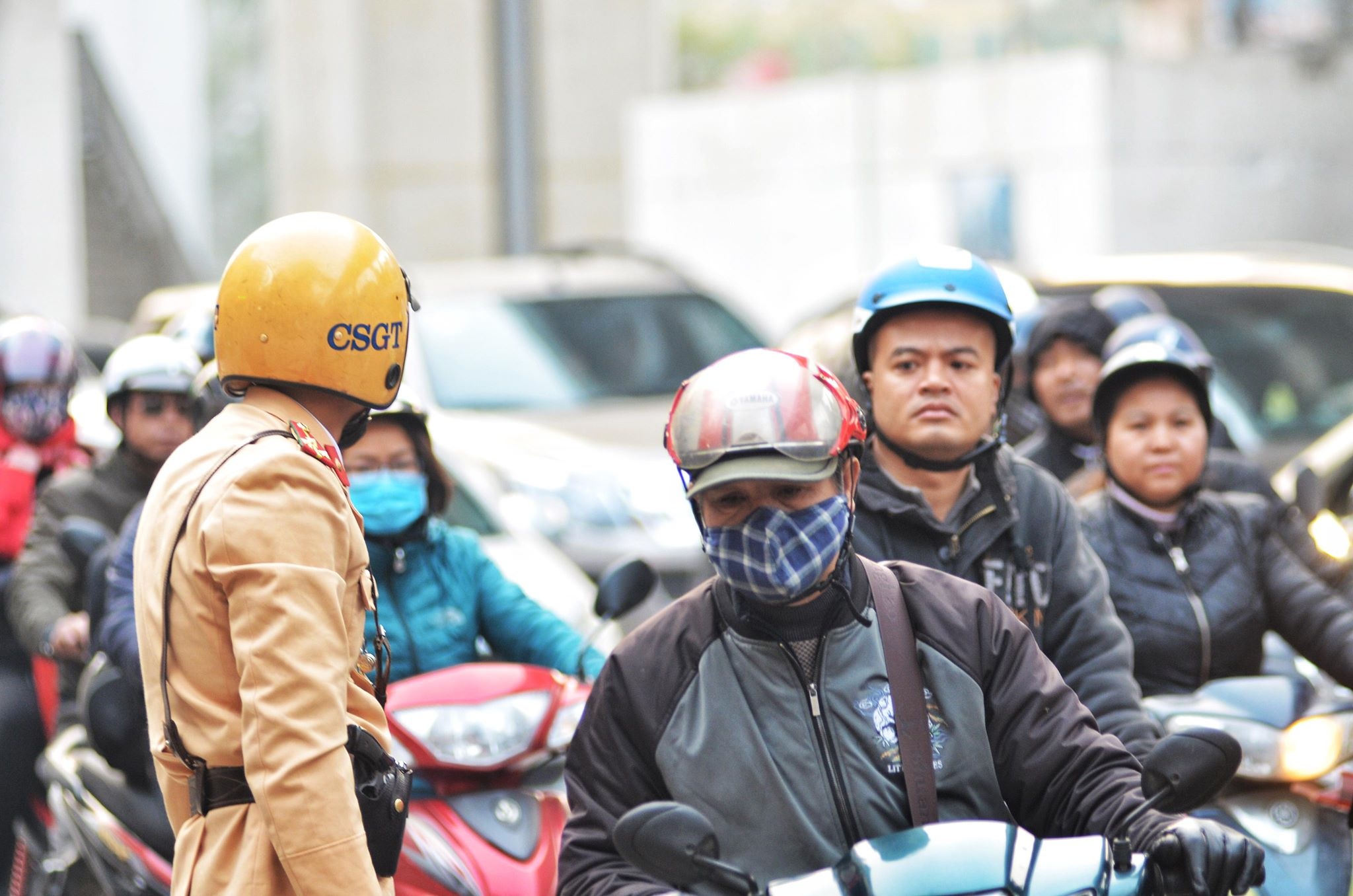 Hien truong vu tai nan lien hoan ngay 28 Tet hinh anh