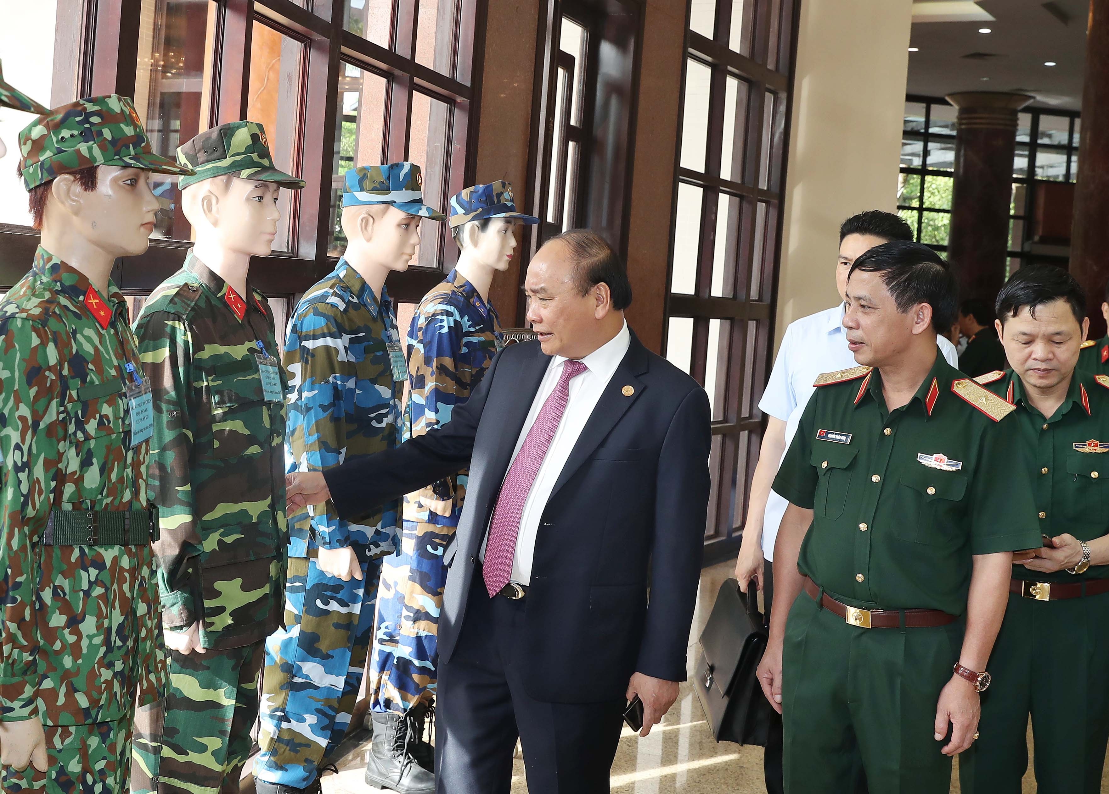 Hội nghị quân chính ảnh 4 Hoi nghi quan chinh anh 4