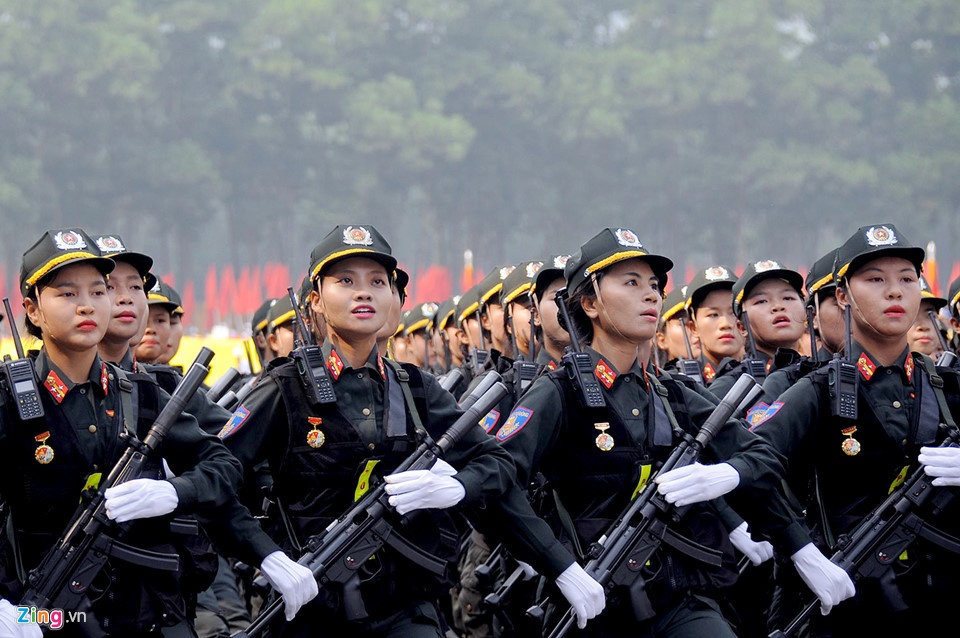 Bo truong To Lam noi ve viec kien bo may cong an anh 2