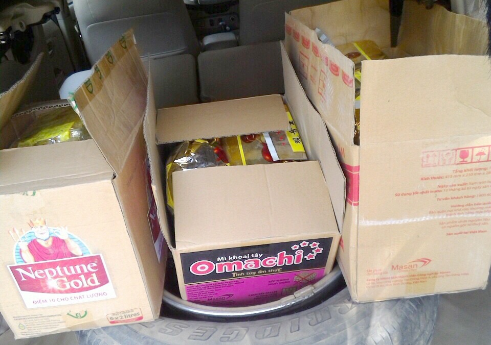 30 kg ma túy giấu trong lốp dự phòng chiếc Fortuner ảnh 2 30 kg ma tuy giau trong lop du phong chiec Fortuner anh 2