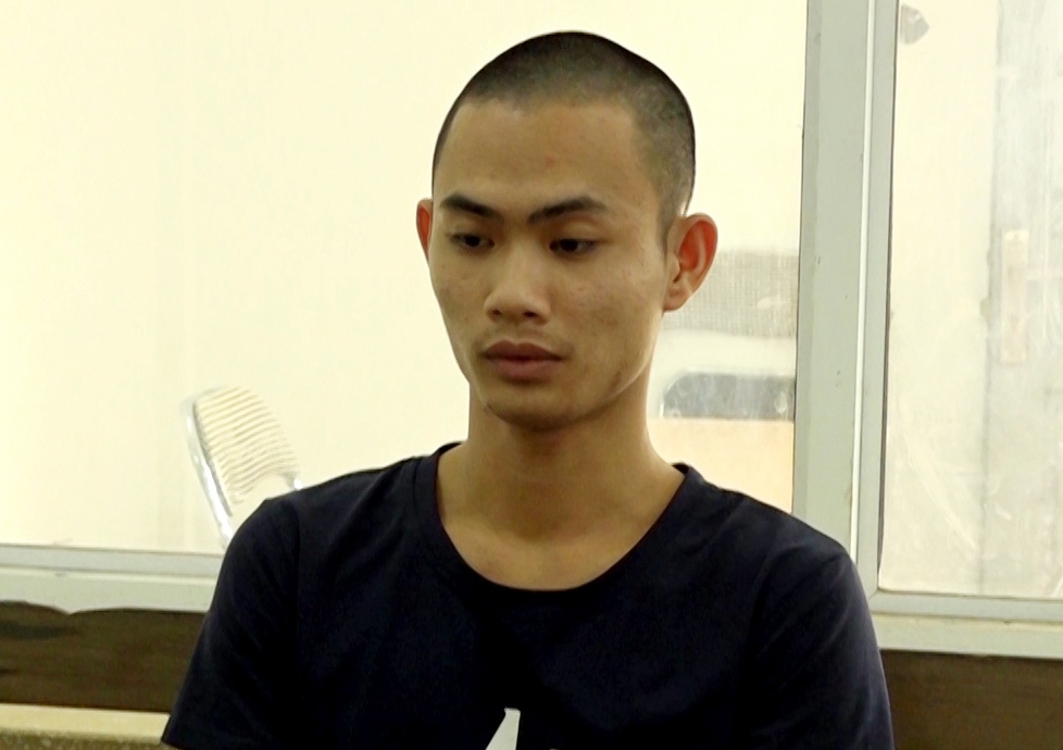 Khoi to nhom lien quan vu no sung trong dem hinh anh