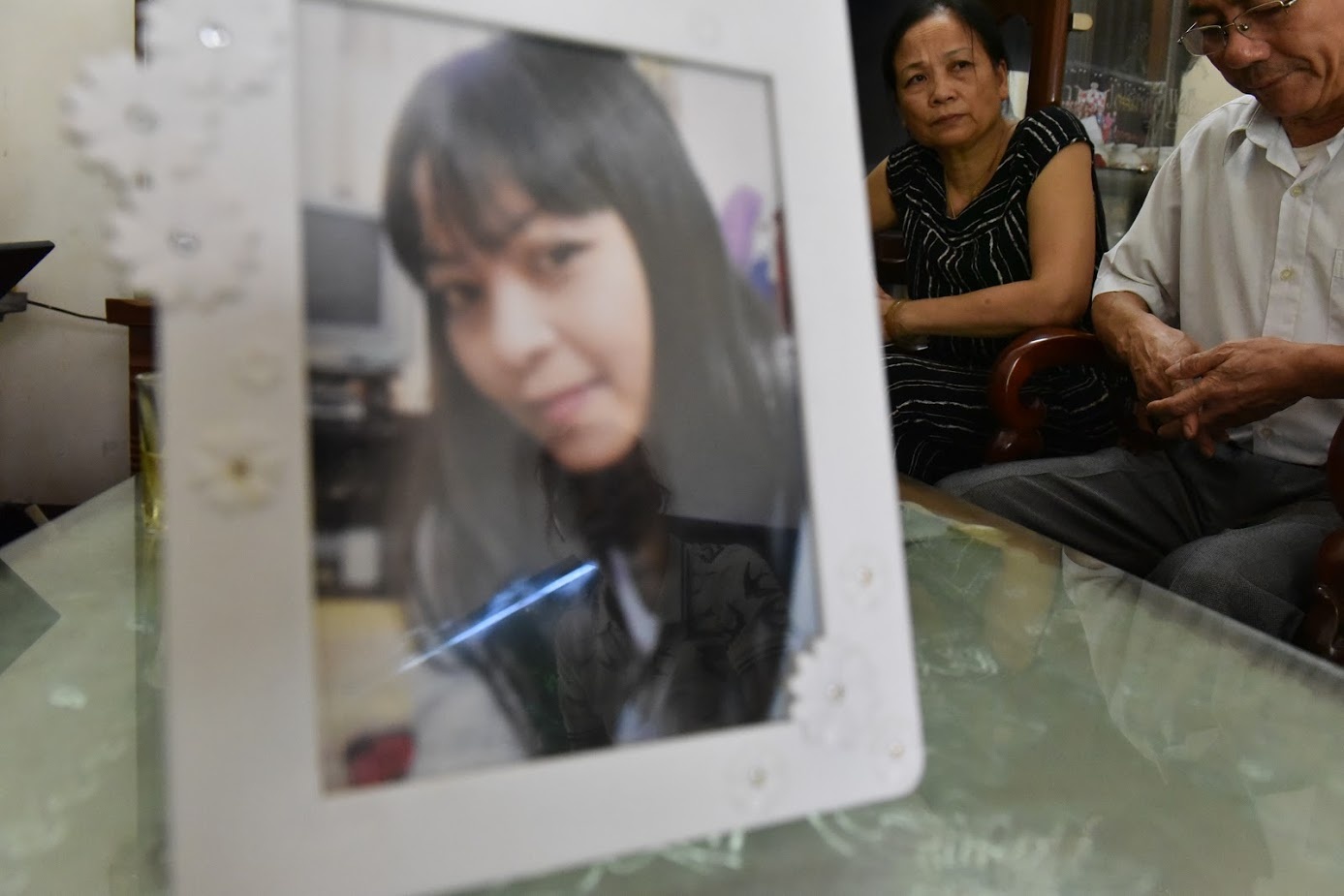 Gia dinh nan nhan vu chay than noi bac si Hoang Cong Luong vo toi hinh anh