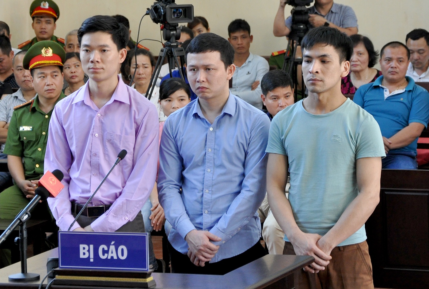 Hoang Cong Luong khai gi tai toa sau su co 8 nguoi chet khi chay than? hinh anh