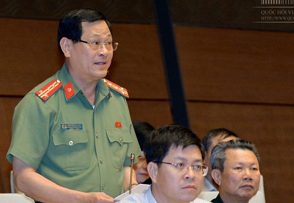 To cao qua fax, thu dien tu la ke ho cho ke xau loi dung? hinh anh