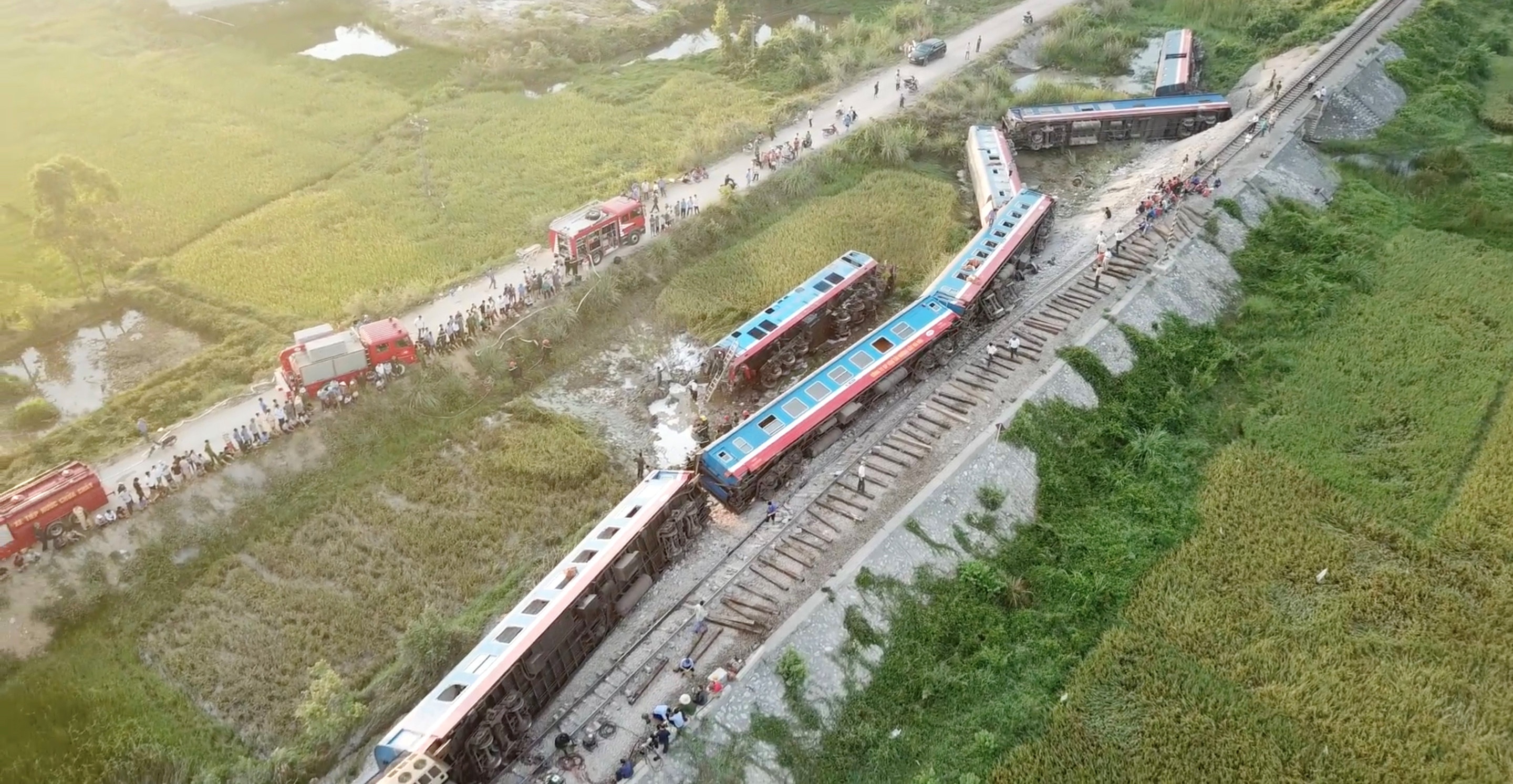 Bo truong GTVT can len tieng ve tai nan duong sat anh 2