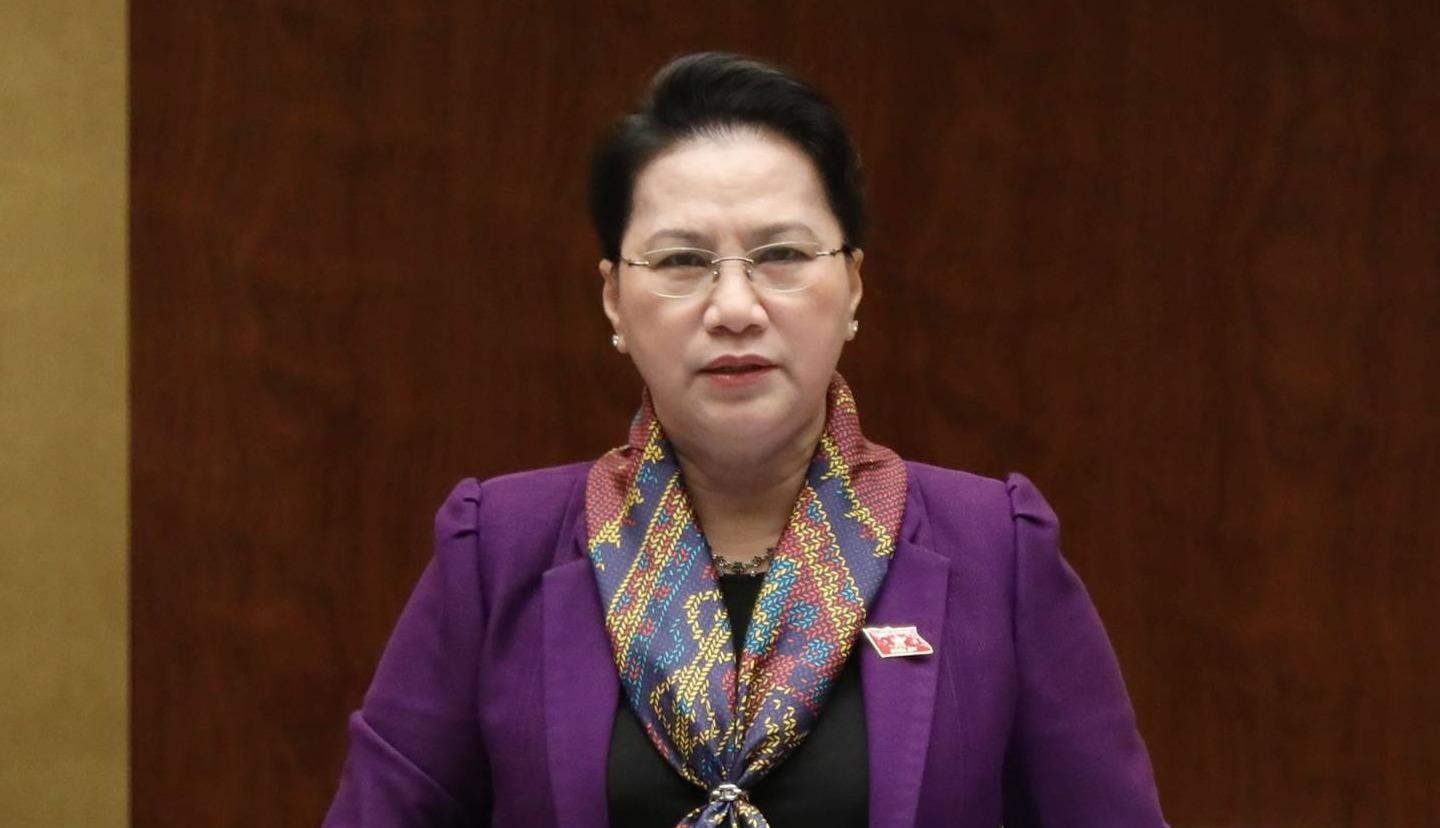 Quoc hoi lui luat dac khu, keu goi nguoi dan binh tinh hinh anh