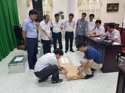Khoi to vu nang diem thi cho 114 thi sinh o Ha Giang hinh anh