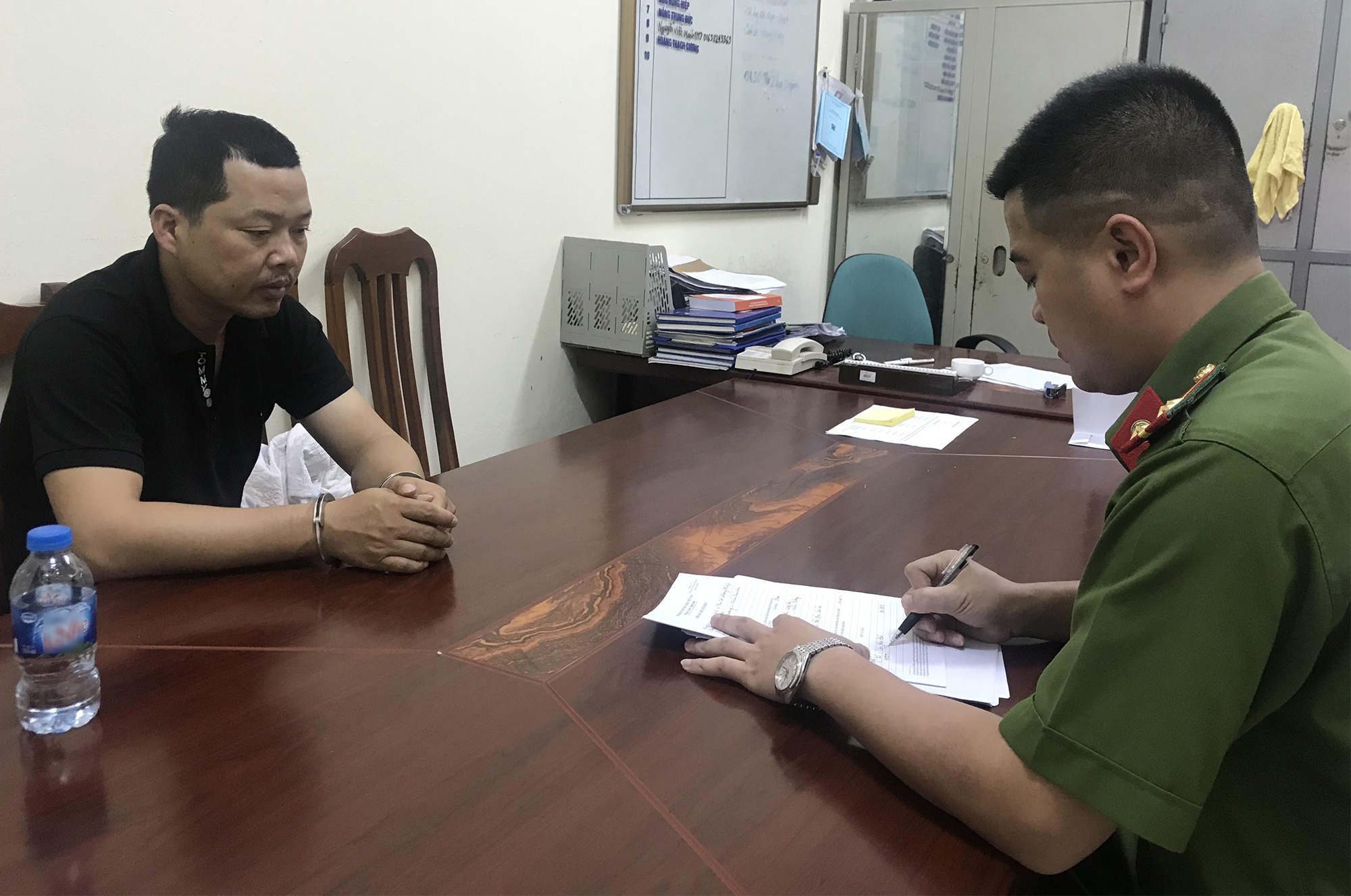 Trum ma tuy xuyen quoc gia bi anh 4