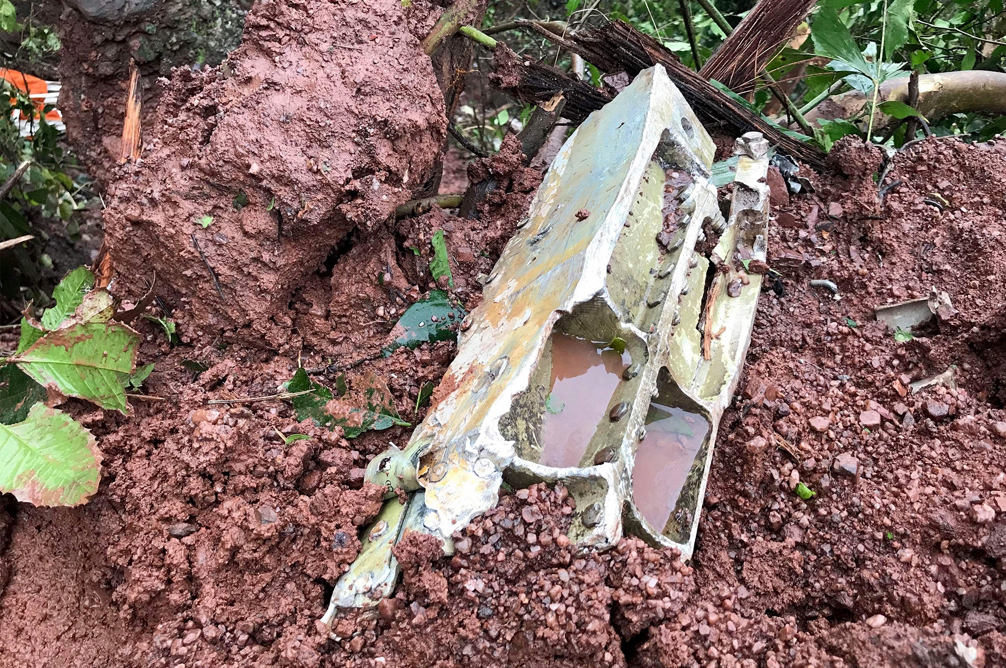 Hien truong vu roi may bay anh 7