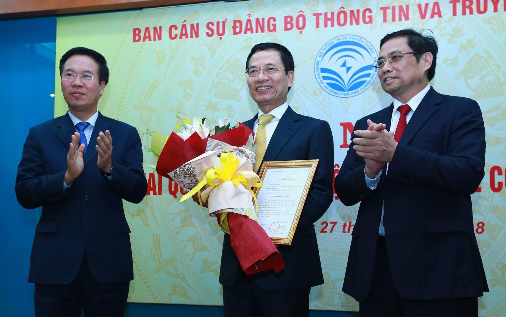 Quyen Bo truong Nguyen Manh Hung: 'Bo TTTT se phat trien' hinh anh
