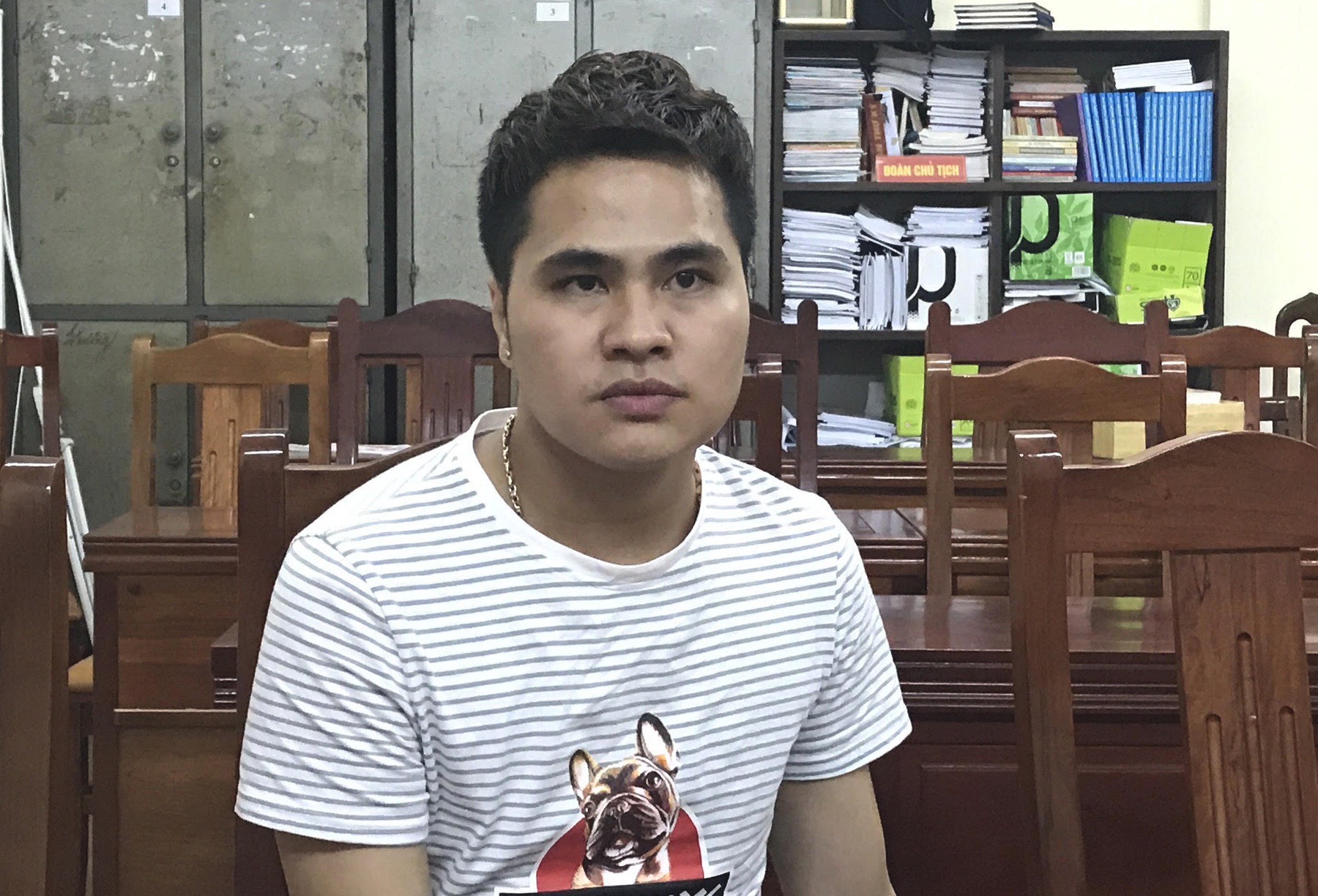 Ham 30 trieu, 9X van chuyen thue 5 banh heroin hinh anh