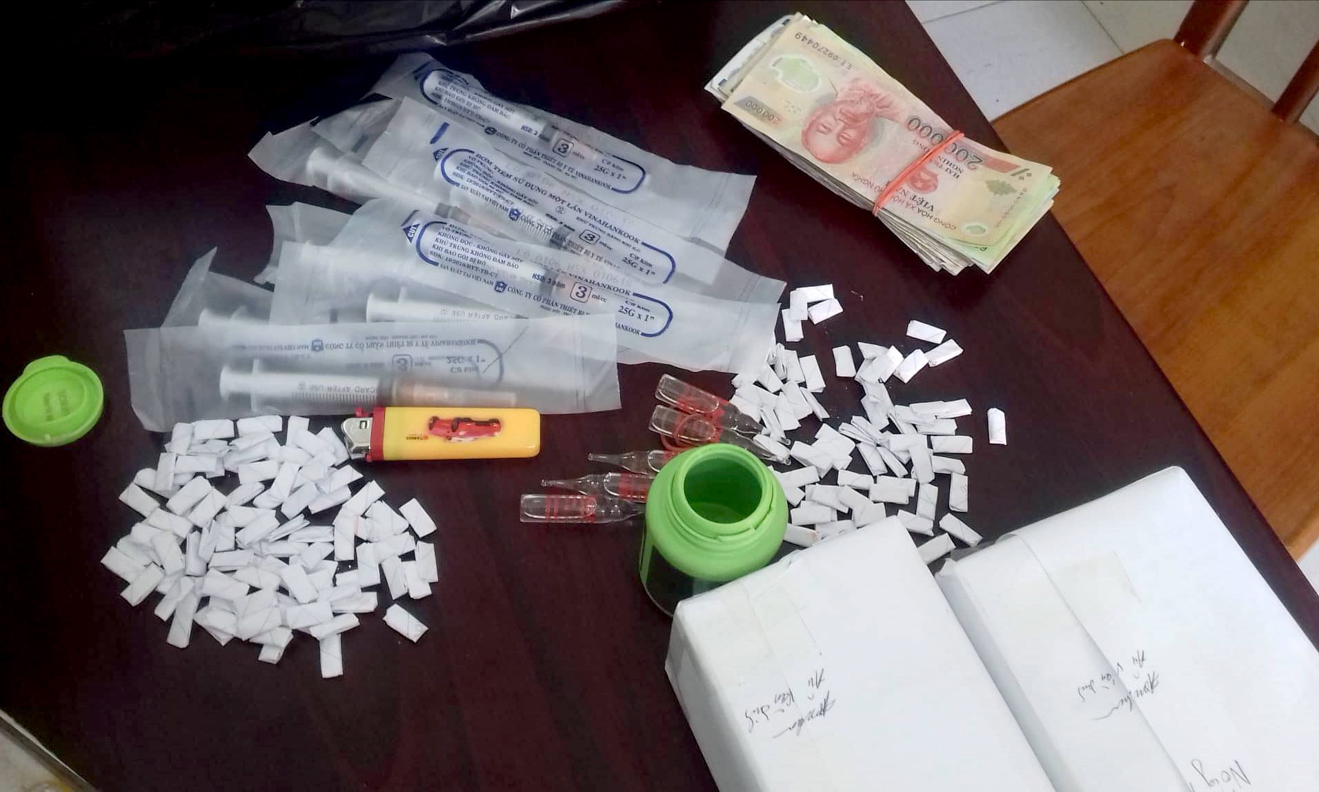 9X cầm đầu đường dây ma túy ảnh 2 9X cam dau duong day ma tuy anh 2