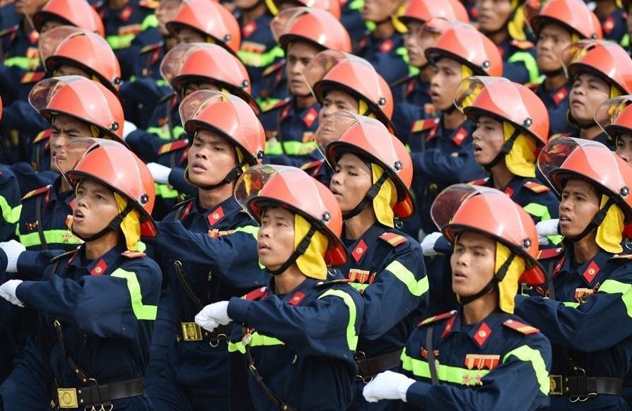 Sap nhap Canh sat PCCC Ha Noi vao Cong an Ha Noi hinh anh