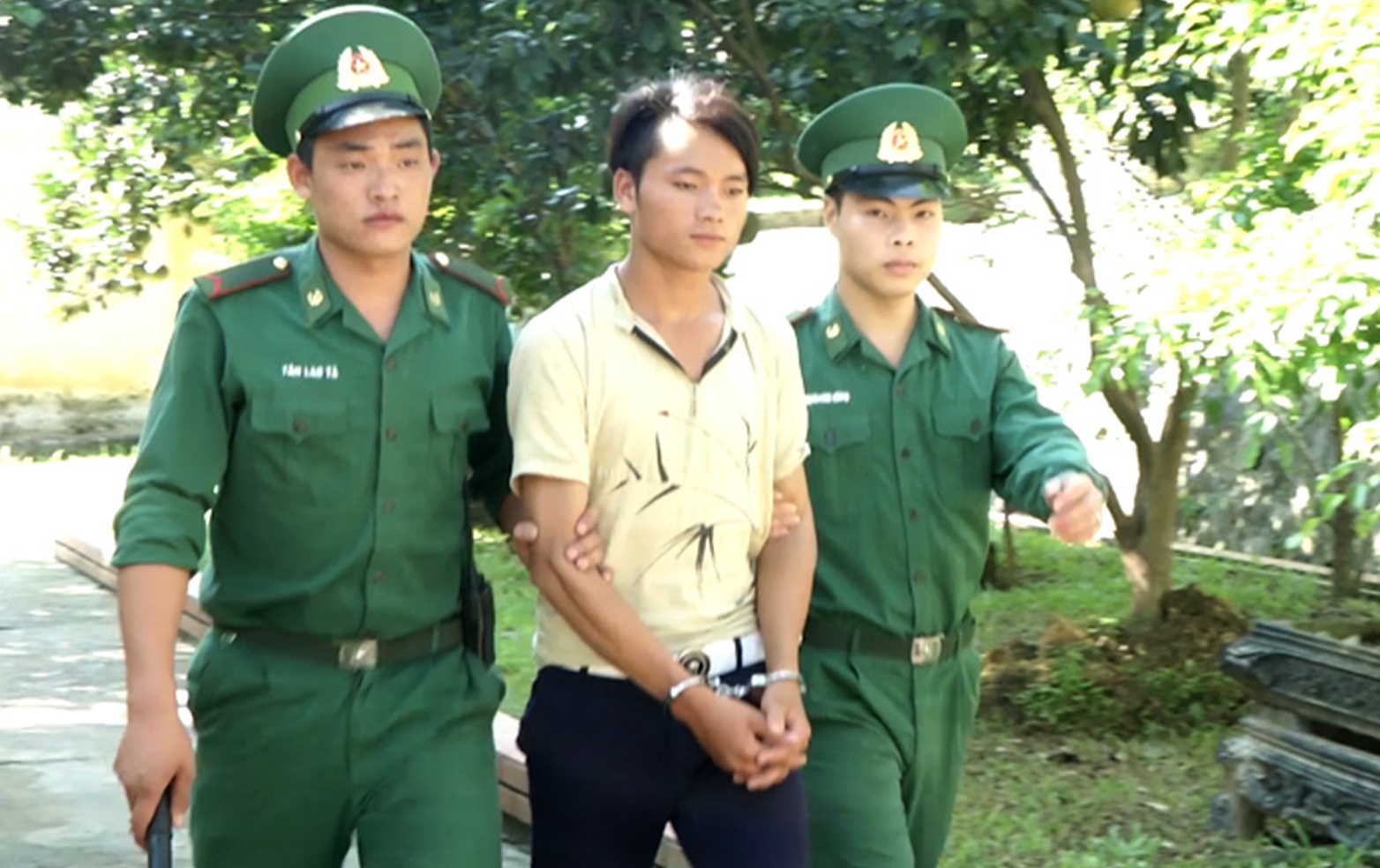 Giai cuu 2 co gai bi 9X lua ban sang Trung Quoc hinh anh