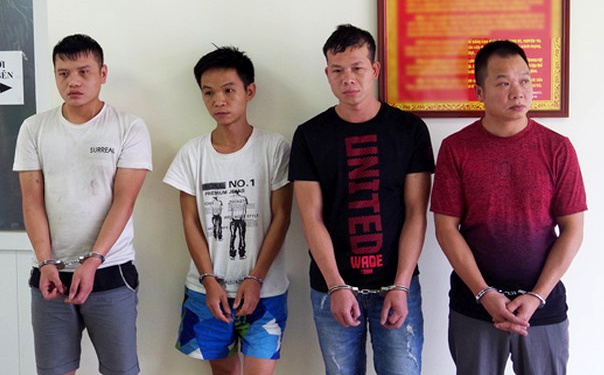 Canh sat vay bat nhom trom Trung Quoc chuyen pha ket sat hinh anh