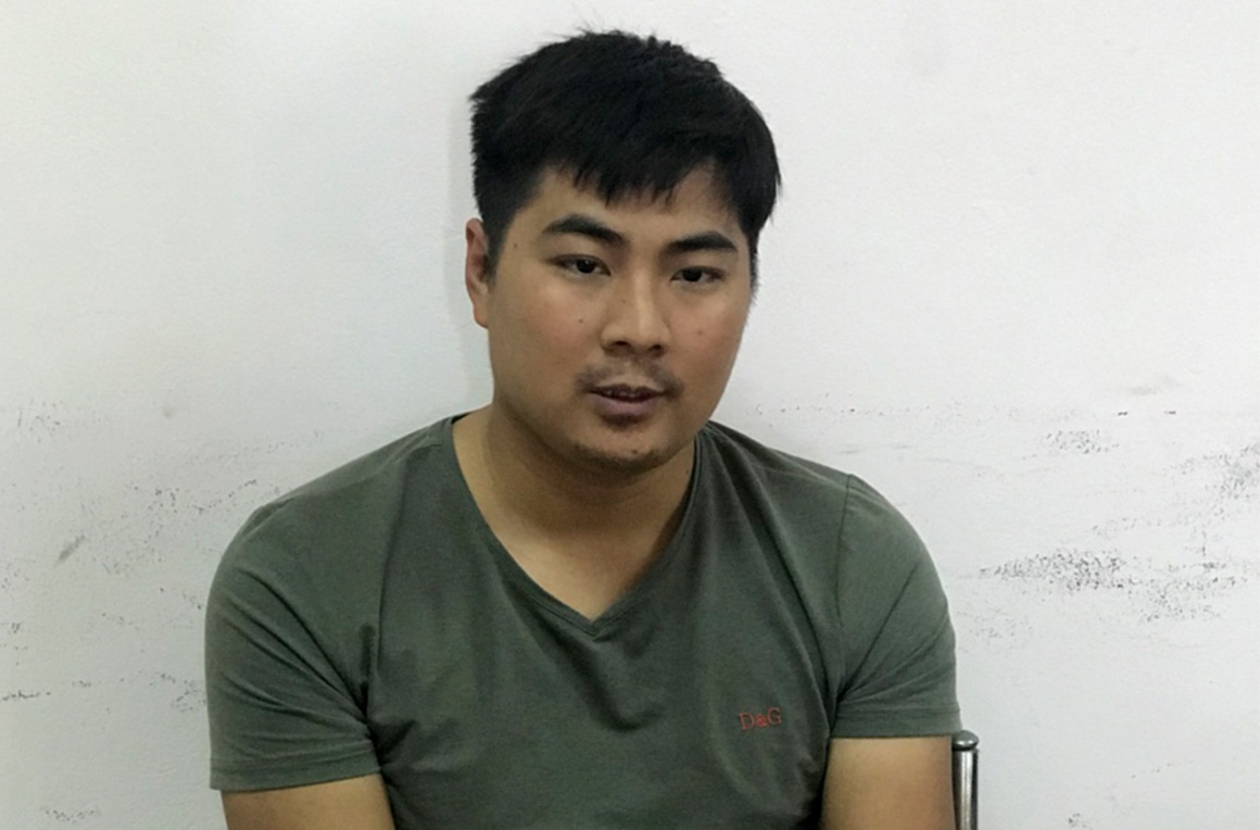 Bat 'co' moi gioi ban than gia 450 trieu dong hinh anh