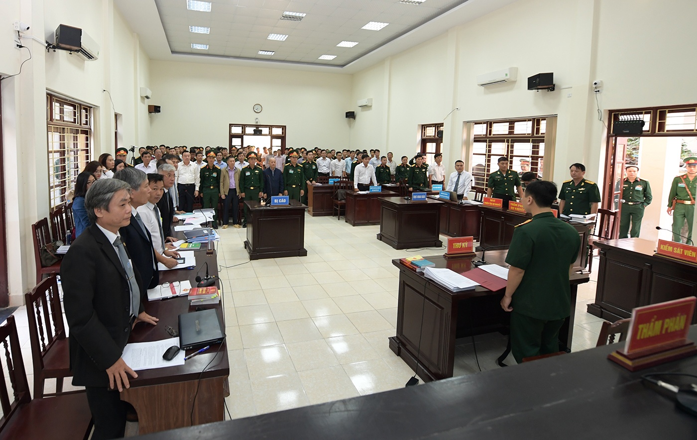 Toa phuc tham tuyen an doi voi Ut troc anh 2