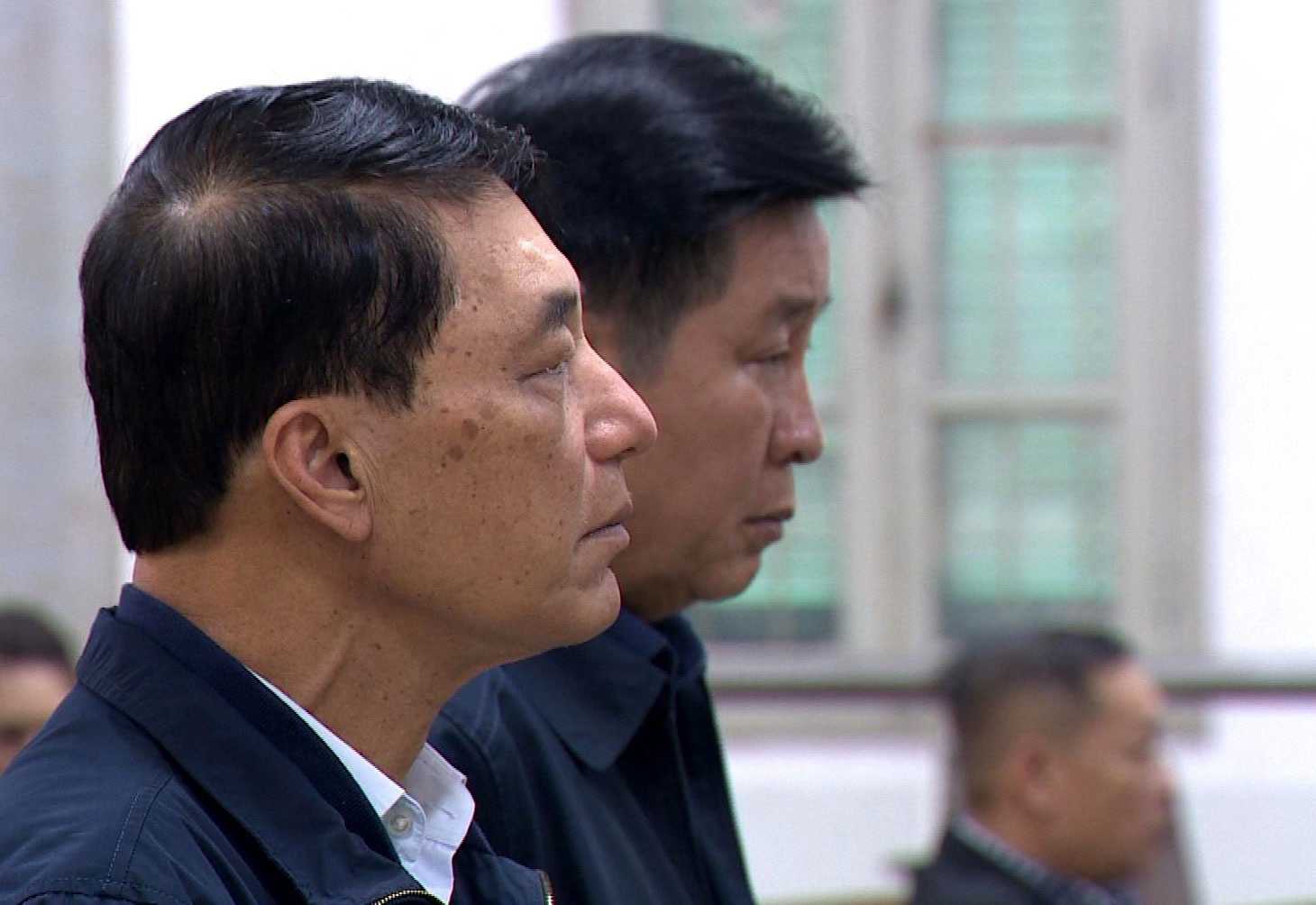 Hai cuu thu truong Bo Cong an linh 66 thang tu hinh anh