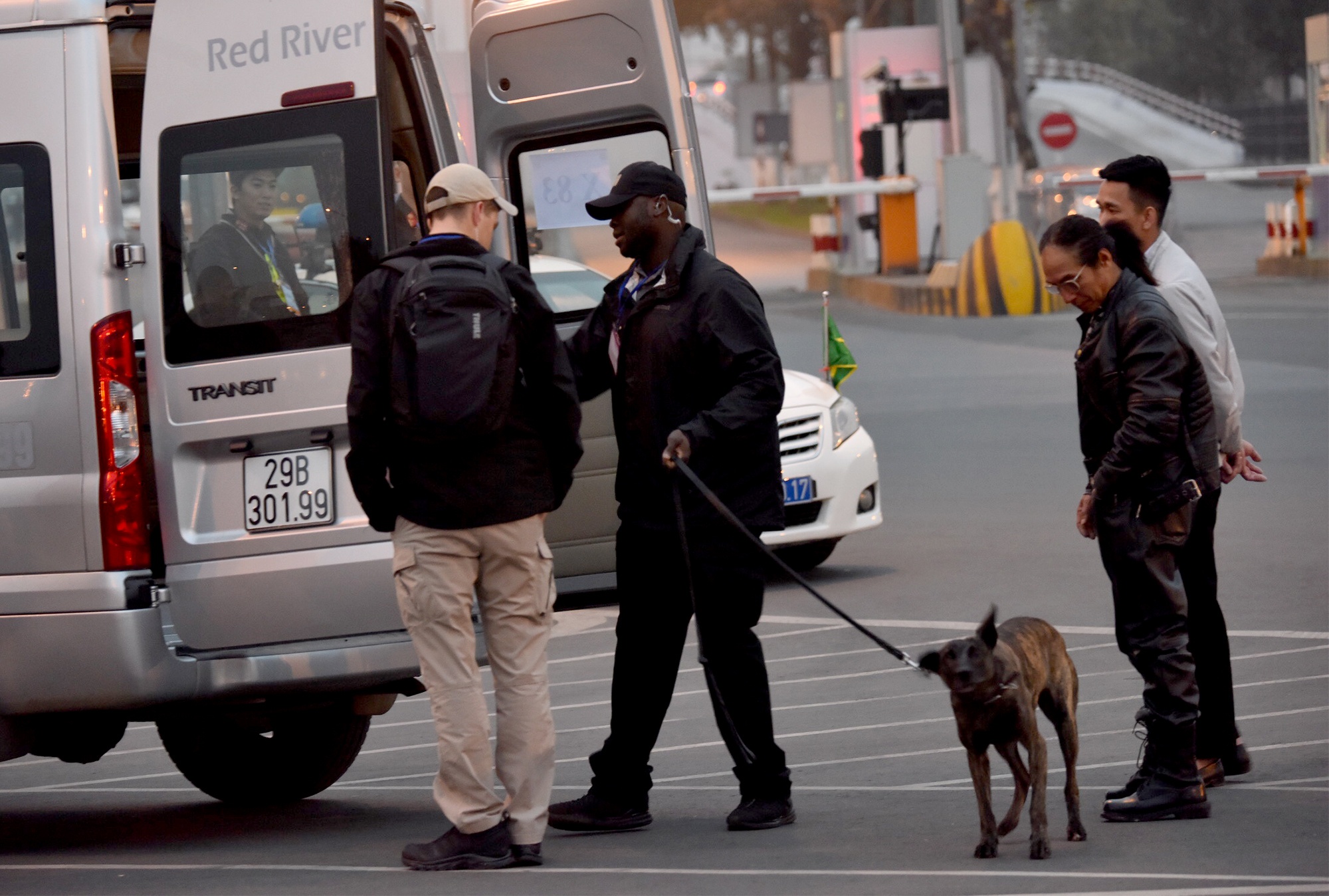 Mat vu My xuat hien o Noi Bai anh 4