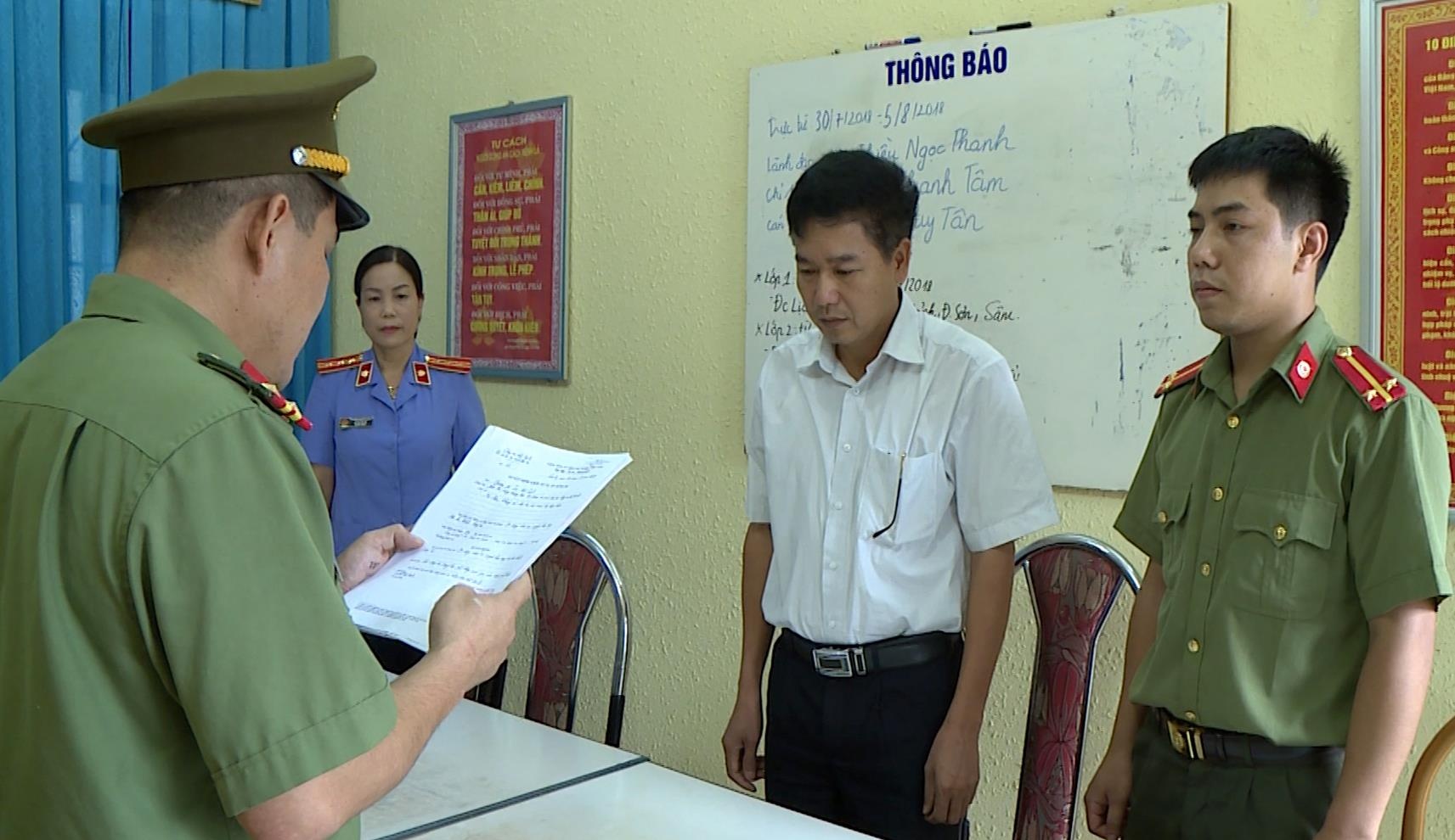 Gian lan diem thi o Son La anh 1