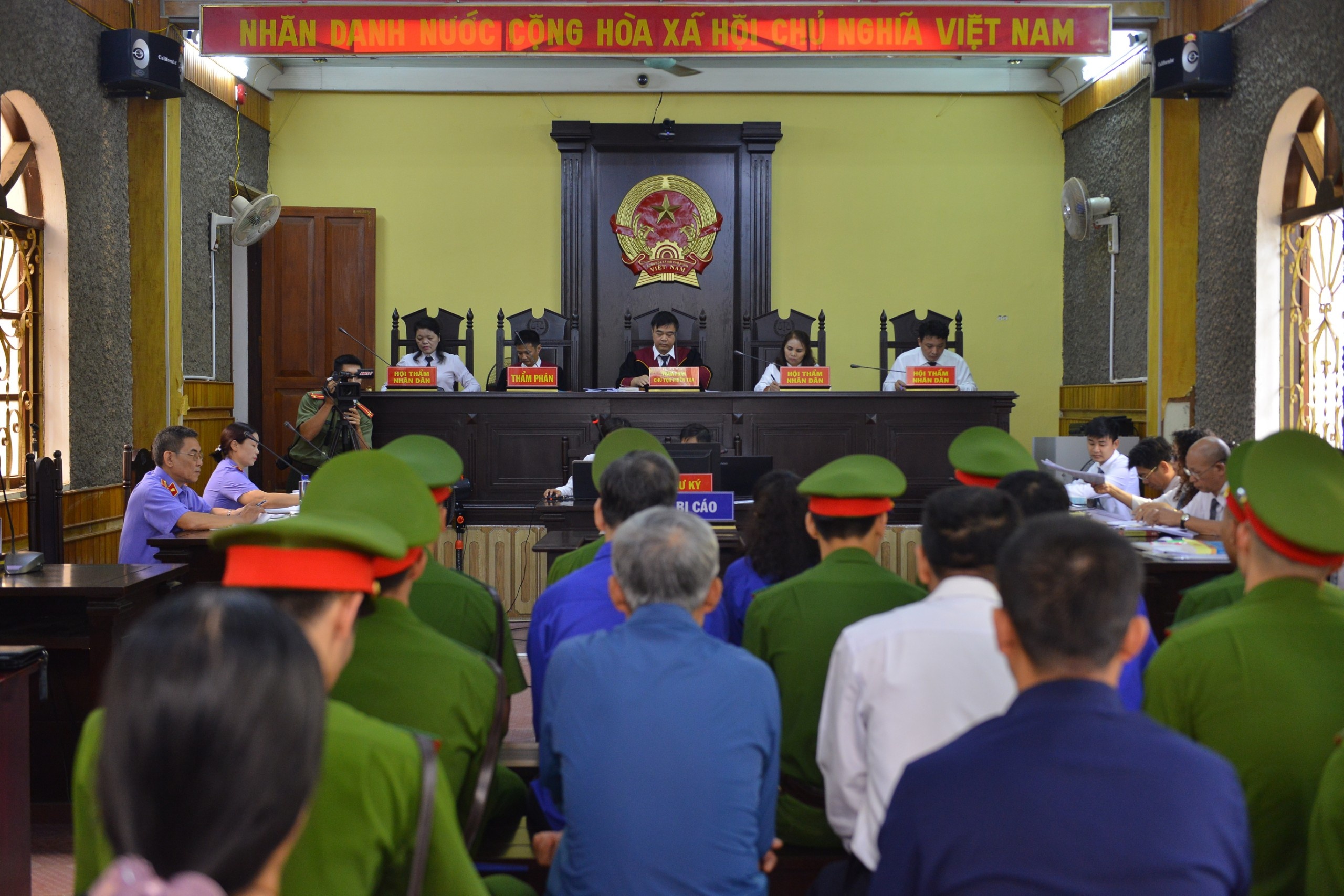 Sua diem thi o Son La anh 1