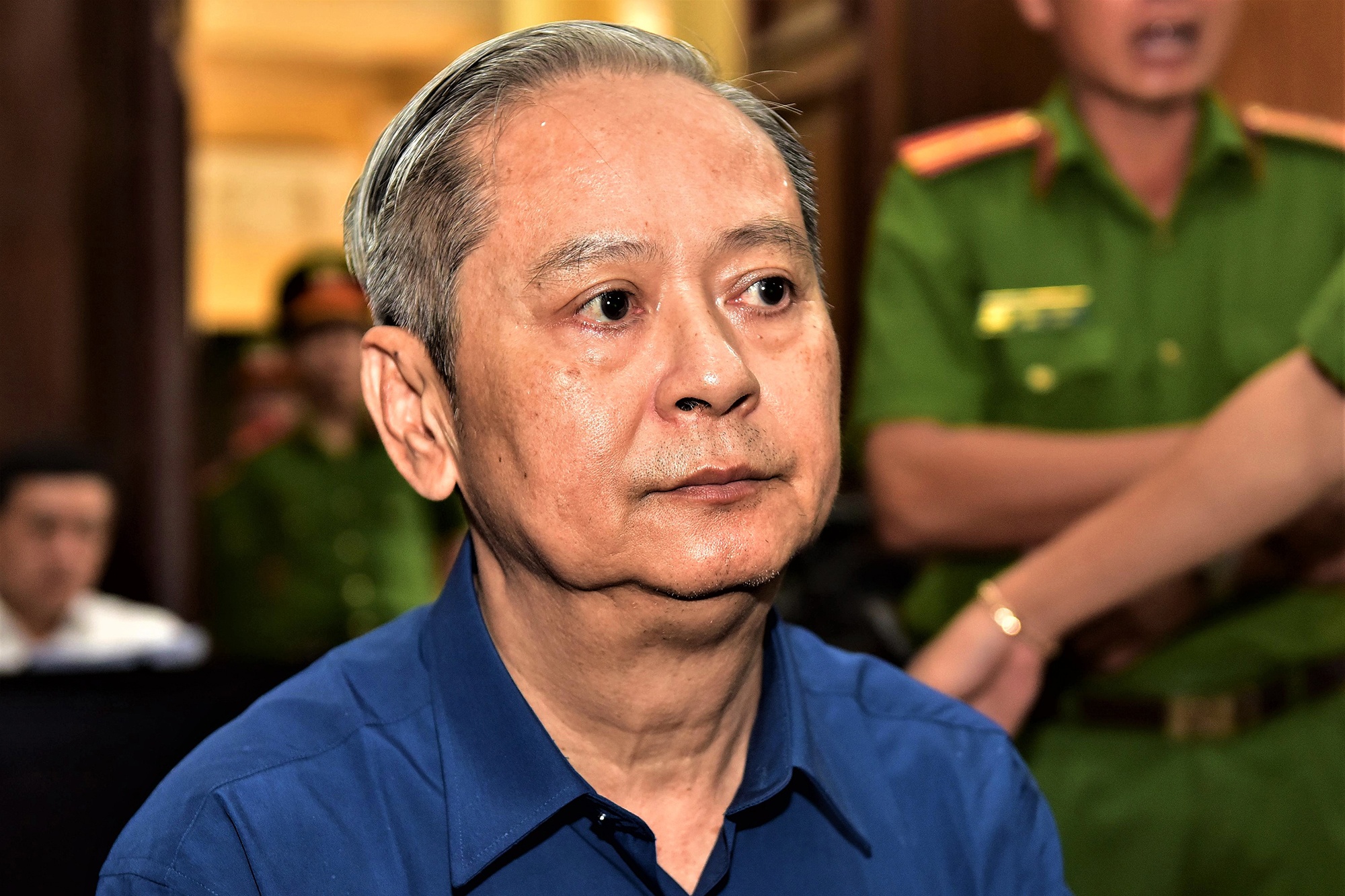 Ong Nguyen Huu Tin nhan trach nhiem, xin xem xet vai tro chu muu hinh anh