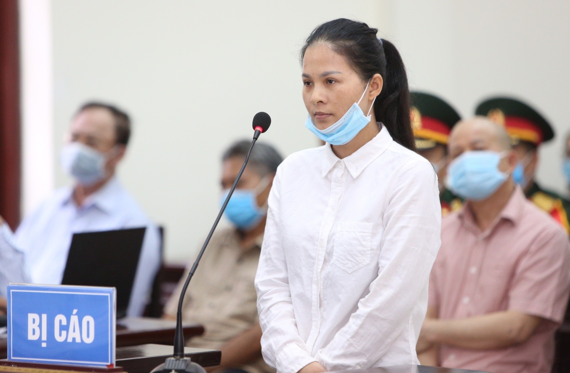 Ut Troc bac loi khai cua dong pham anh 2