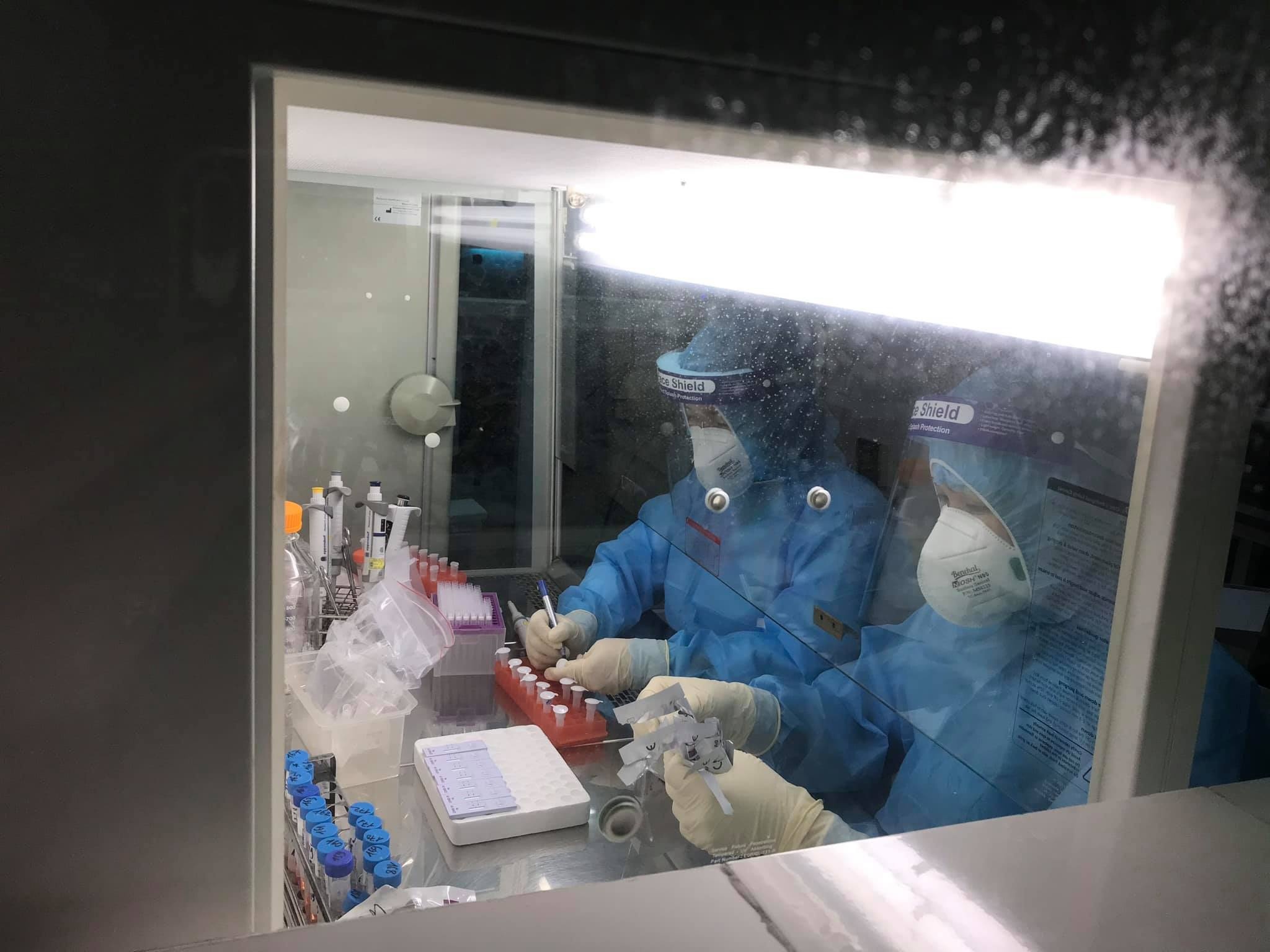 375 nguoi duong tinh Covid-19 anh 1