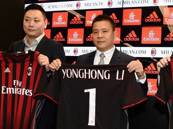 AC Milan: Mot de che chet chim cung ong chu Trung Quoc? hinh anh