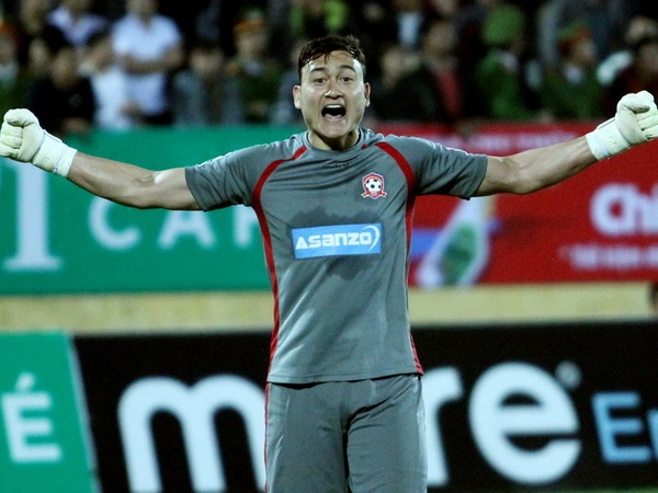Dang Van Lam tap voi chuyen gia nuoc ngoai, tro lai tu vong 5 V.League hinh anh