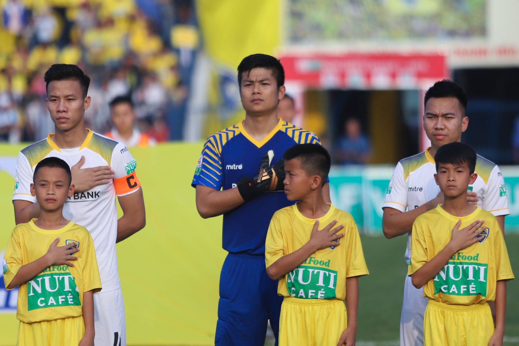 Ngoai binh Thanh Hoa ho hao kem chat U23 Viet Nam anh 1