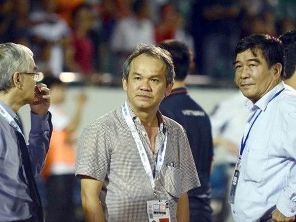 Vi sao bau Duc tu choi tranh cu Chu tich VFF? hinh anh