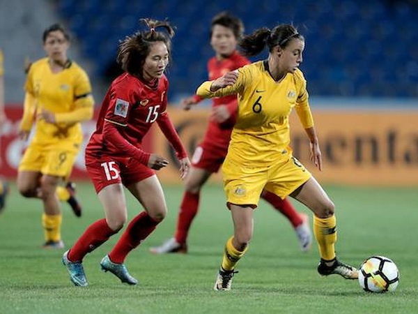 Tuyen nu Viet Nam thua 0-8 truoc Australia hinh anh