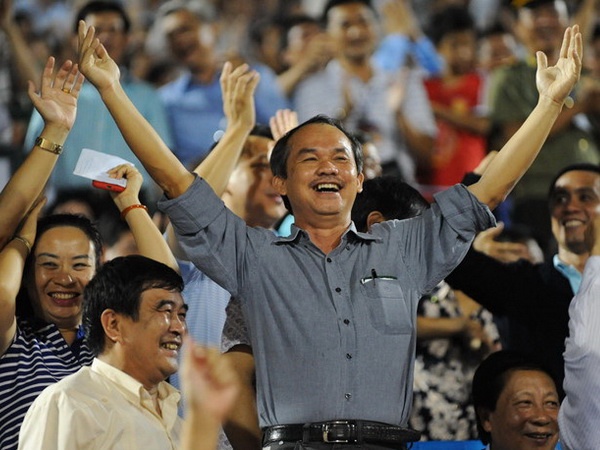 Bau Duc: Cam on anh Tu, HAGL chac chan se o lai V.League hinh anh